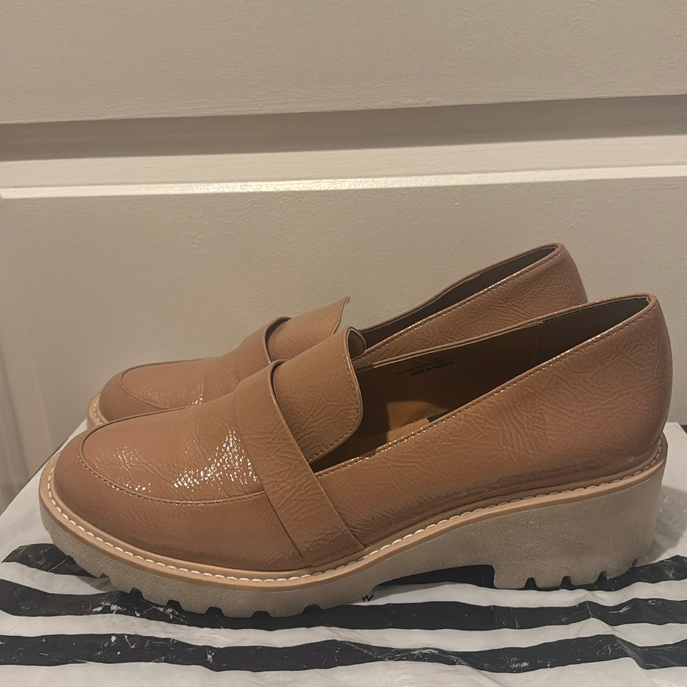 Dolce Vita Nude Patent Leather Loafers Size 11.